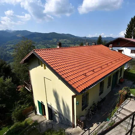 Feriehus Modern Single House Near San Fedele Intelvi With Garden