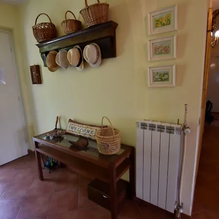 Feriehus Modern Single House Near San Fedele Intelvi With Garden *