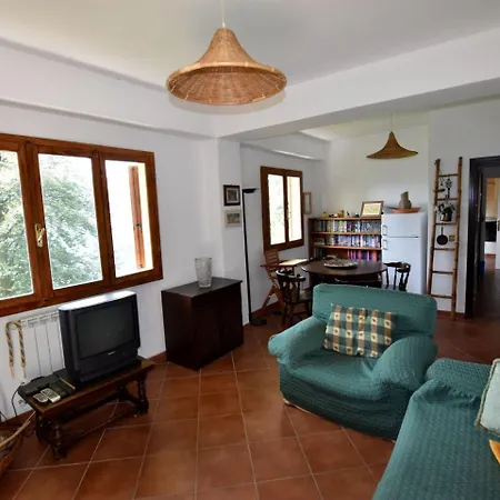 Feriehus Modern Single House Near San Fedele Intelvi With Garden Ossuccio