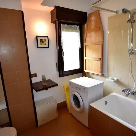 Modern Single House Near San Fedele Intelvi With Garden Feriehus *