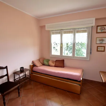 Modern Single House Near San Fedele Intelvi With Garden Ferienhaus Ossuccio