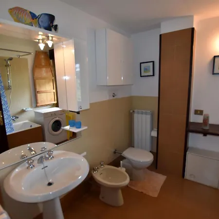 Ferienhaus Modern Single House Near San Fedele Intelvi With Garden