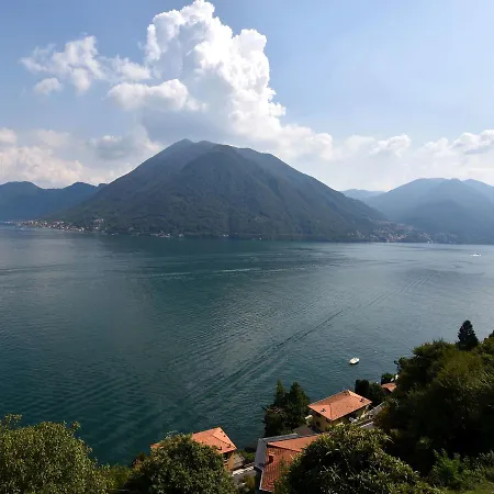 Modern Single House Near San Fedele Intelvi With Garden Ferienhaus